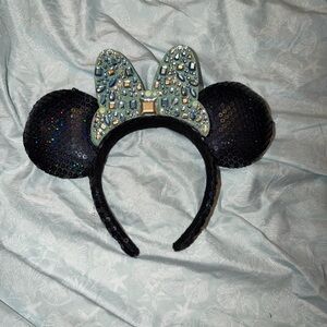 Sequin Black Mouse Ear Headband with Jeweled Mint Bow